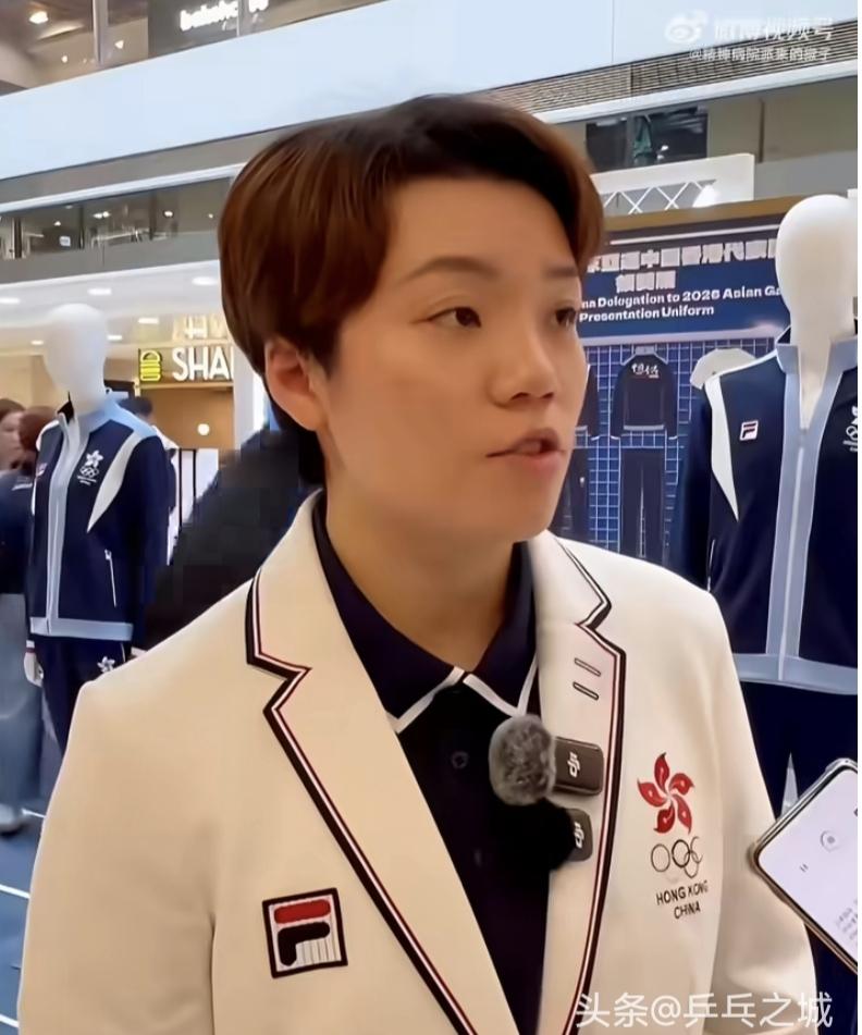 问：本届亚运会的目标?
杜凯琹：本届亚运会我们还是像全力争取奖牌。
黄镇廷：我们