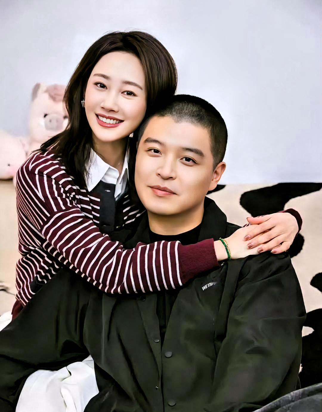 骂马頔的人，才该上热搜。

他节目里说错什么了？不就是没背稿、没装、没把自己演成