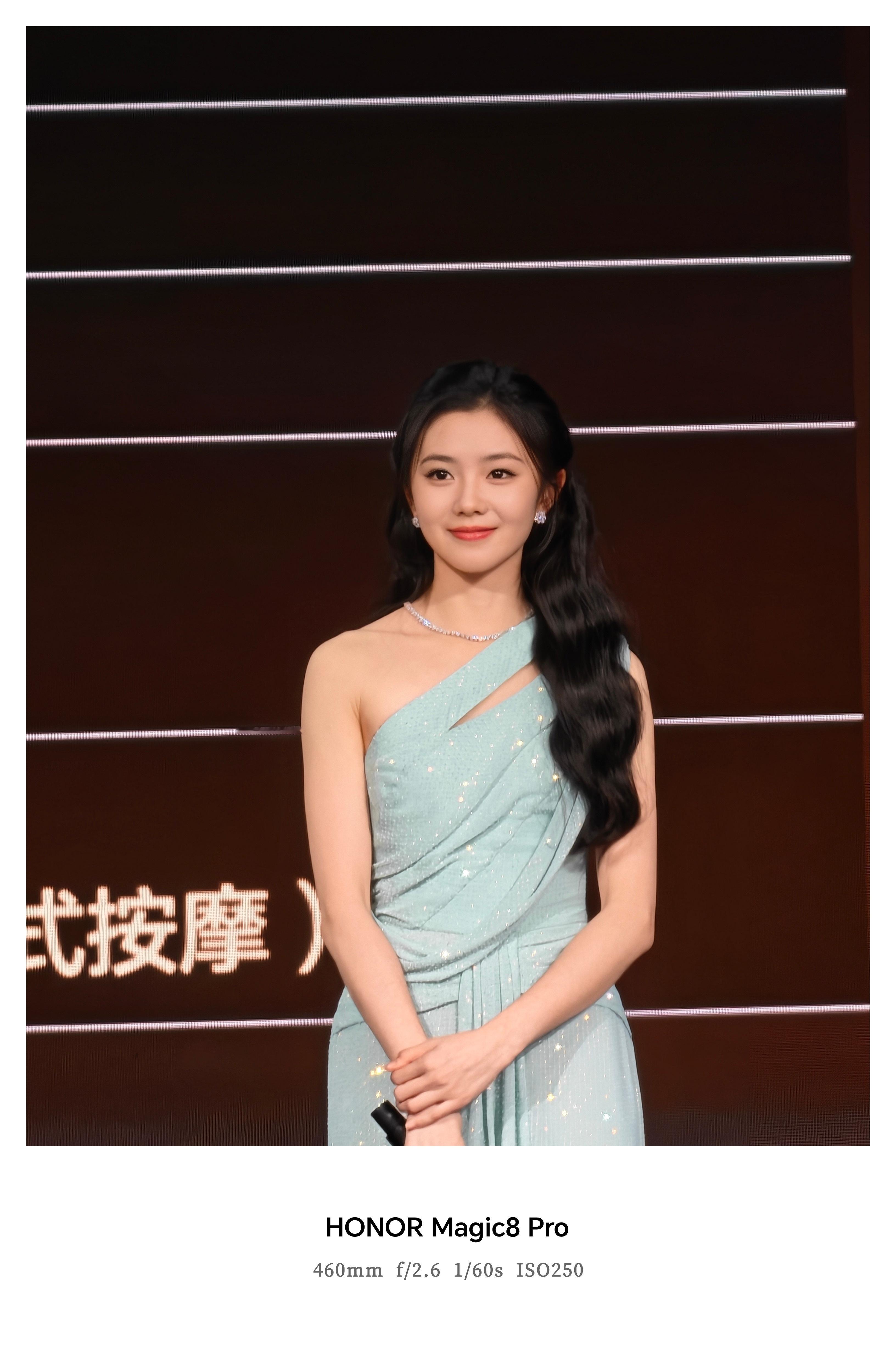 这组 照片是用荣耀Magic8Pro拍的 从20倍到40倍镜头 