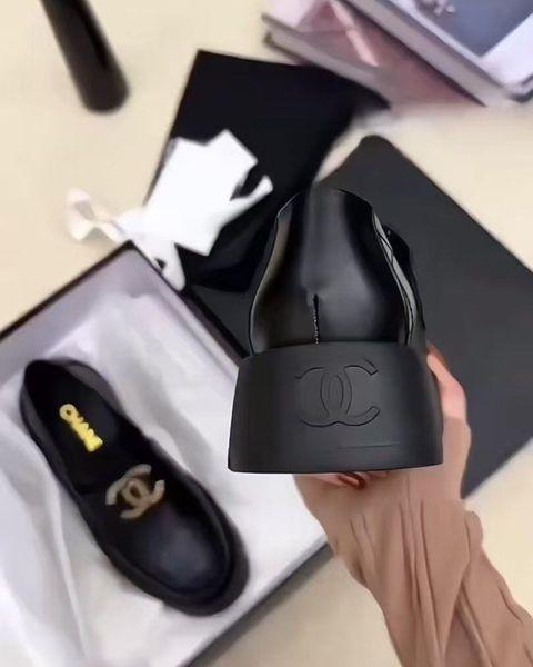26新款｜Chanel新款秋冬厚底乐福鞋
📍广州 万国奥特莱斯
玛丽珍厚底鞋 
