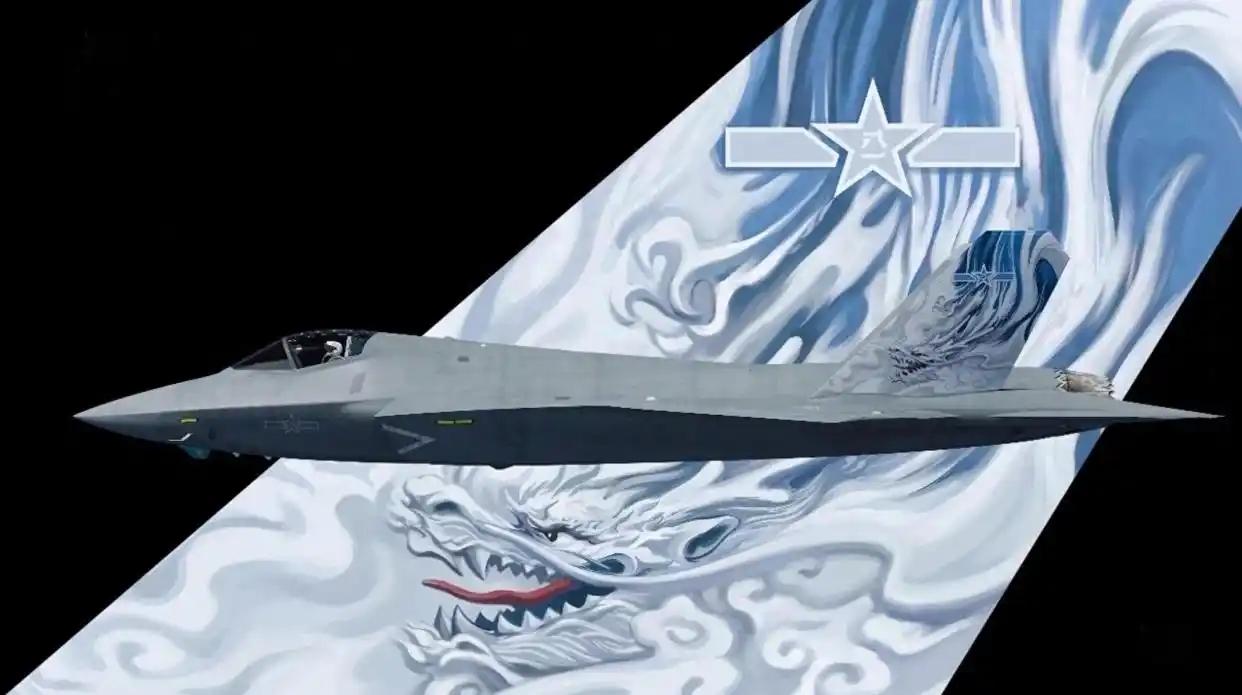 歼-35A定名云龙！空军隐身战机体系补齐关键一环
央视《国防公开课》正式公布，空
