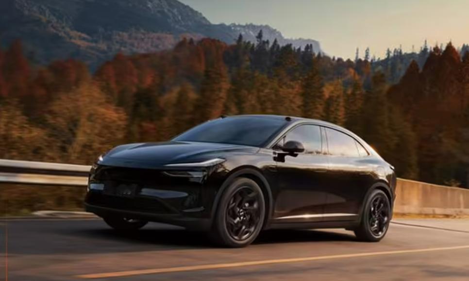 乐道L60黑骑士特别版汽车首次亮相 