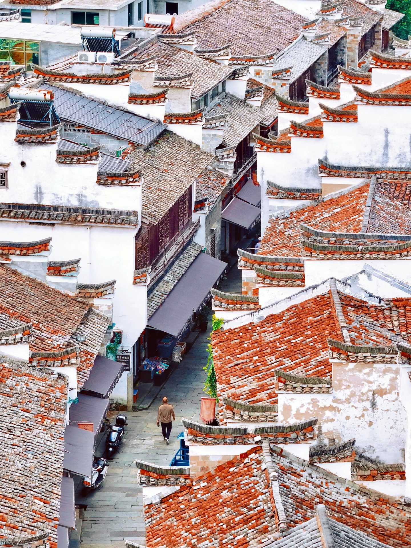 迄今为止，最适合假期来的冷门小城出现了…