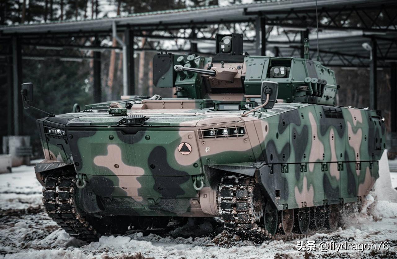 🇵🇱波兰“博尔苏克”步兵战车首次参加波兰武装部队演习。（2026年2月）