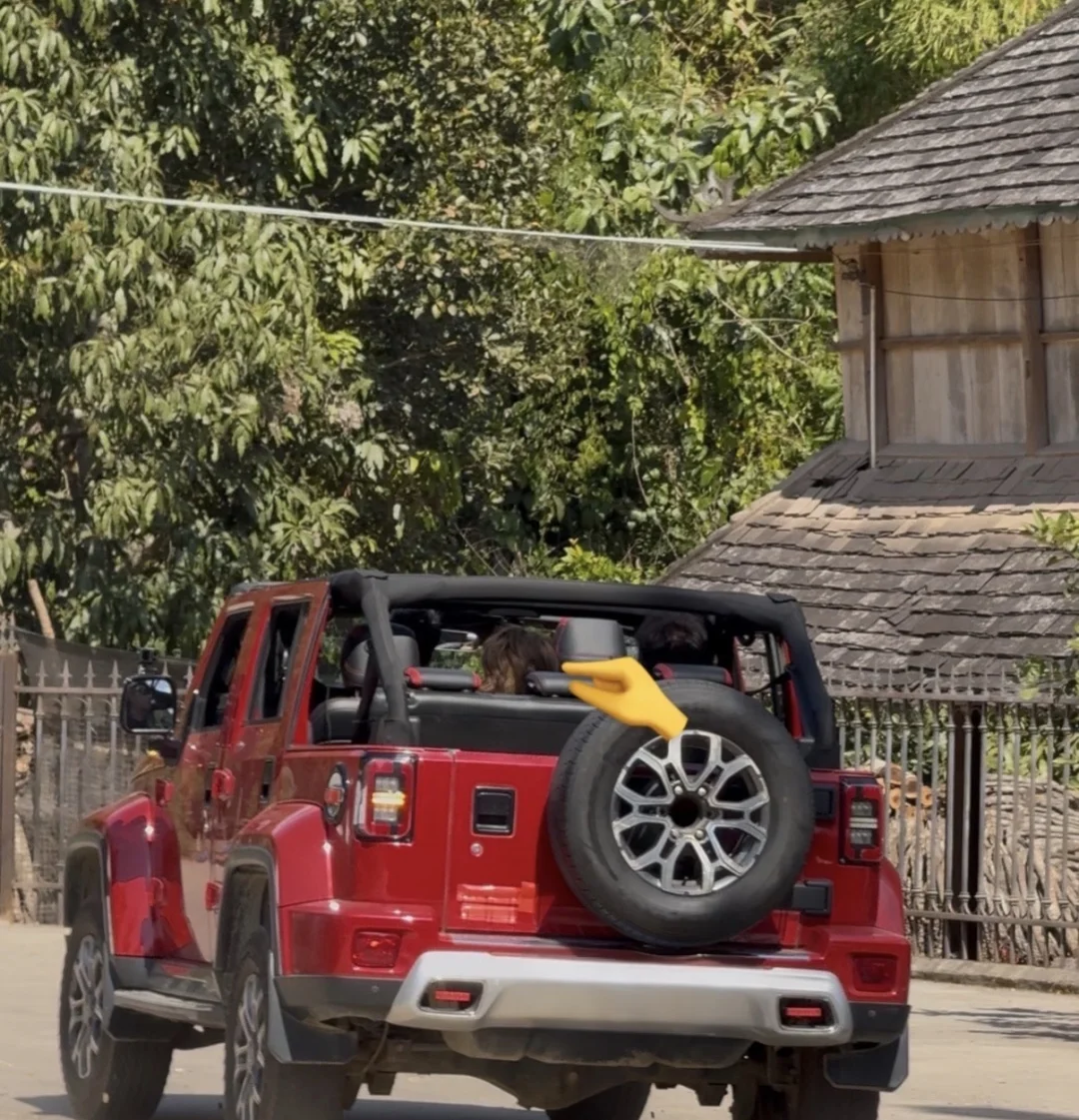 鹿晗 栗子头宝宝 玩的开心