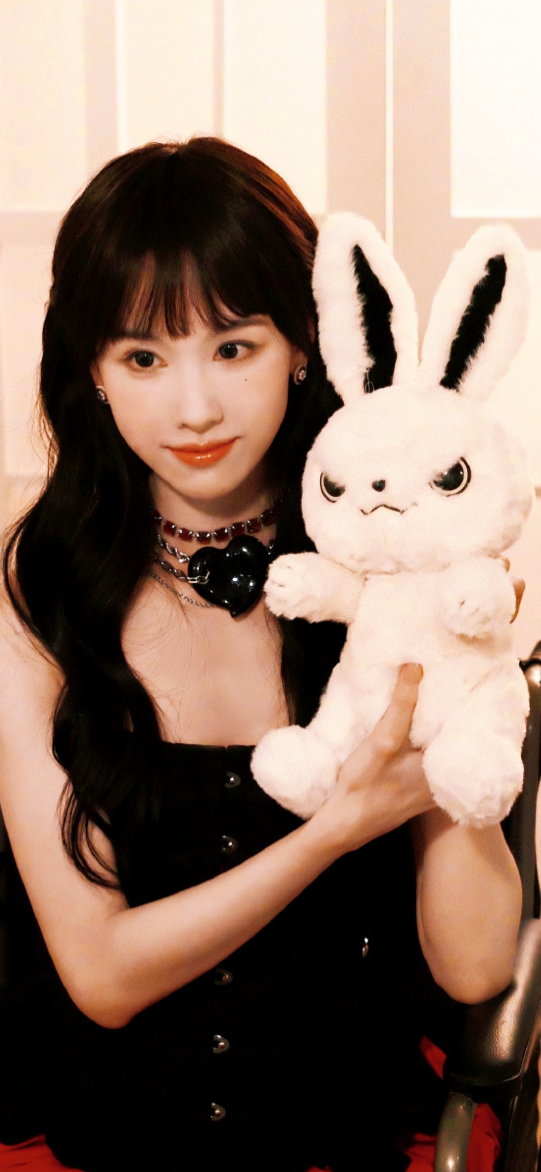 陈都灵 陈都灵 修一组陈都灵的红色系壁纸女神真的太可爱了  专栏 · LOVE陈