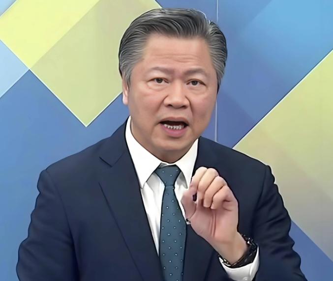 赖岳谦宣布‘再也不上中天了’，理由只有六个字：有人会不开心。

这件事早在八月中