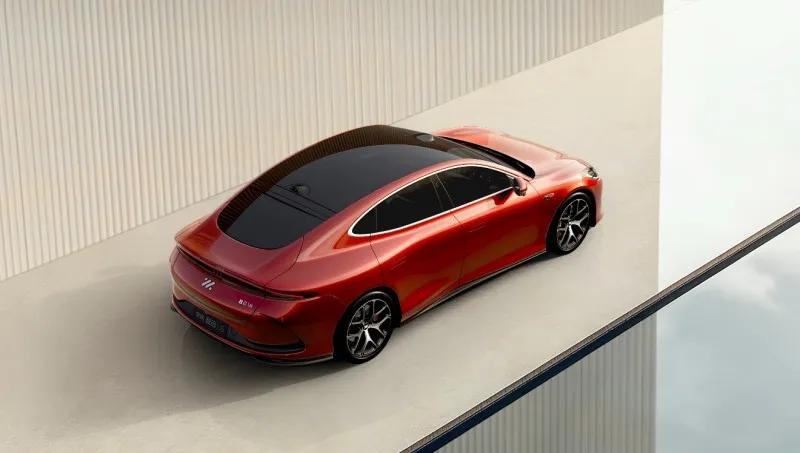 就在今天，上汽智己官方宣布，新款智己L6将延续标配超远距高精度激光雷达等配置。随