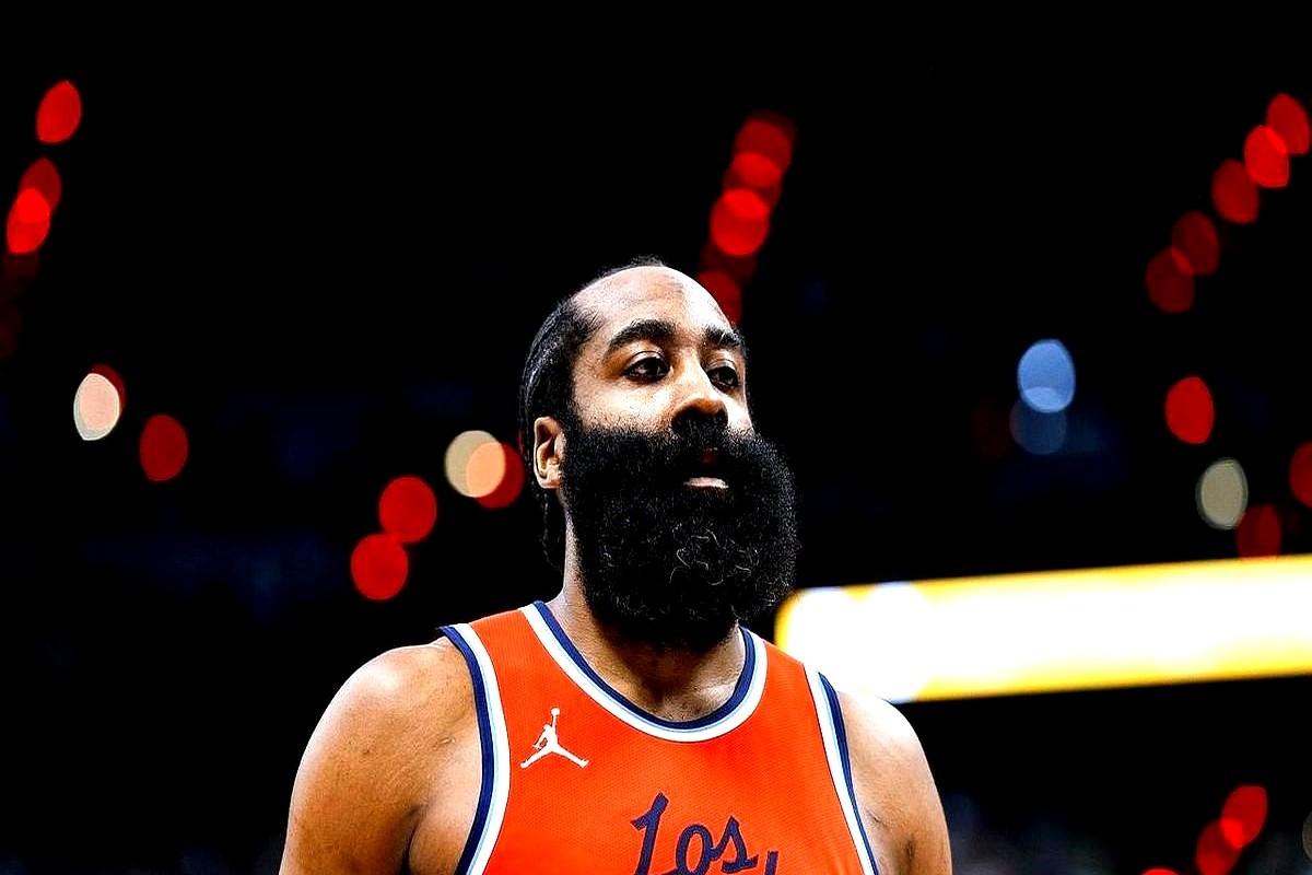 快船最近状态像坐过山车，刚险胜鹈鹕和独行侠，可之前连着输六场，一点都不稳。哈登被