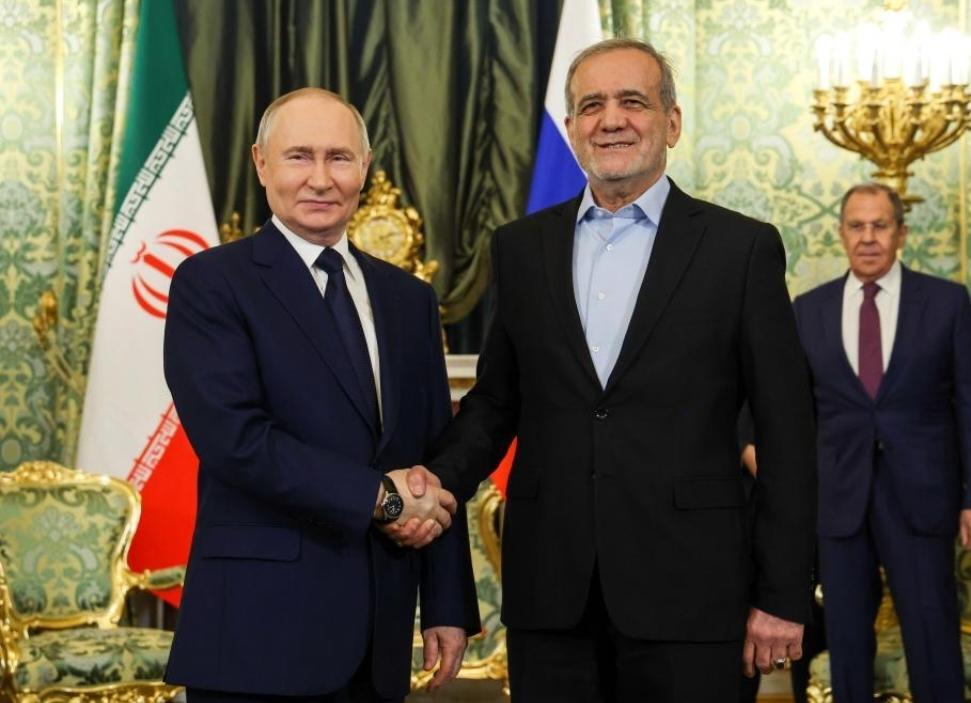 危机时刻伊朗只信俄罗斯，伊朗总统急电普京，美伊谈崩后第一时间向普京通报，这通电话