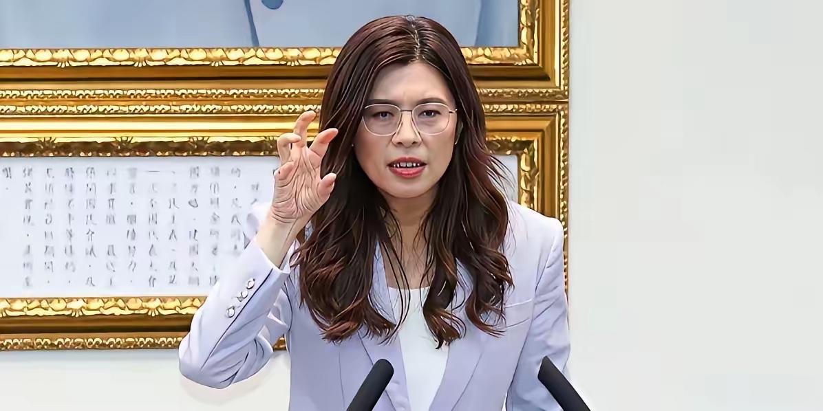 郑丽文对大陆海警船驶入太平岛海域发表评论。
 
这事儿说出来特别解气，6月11日
