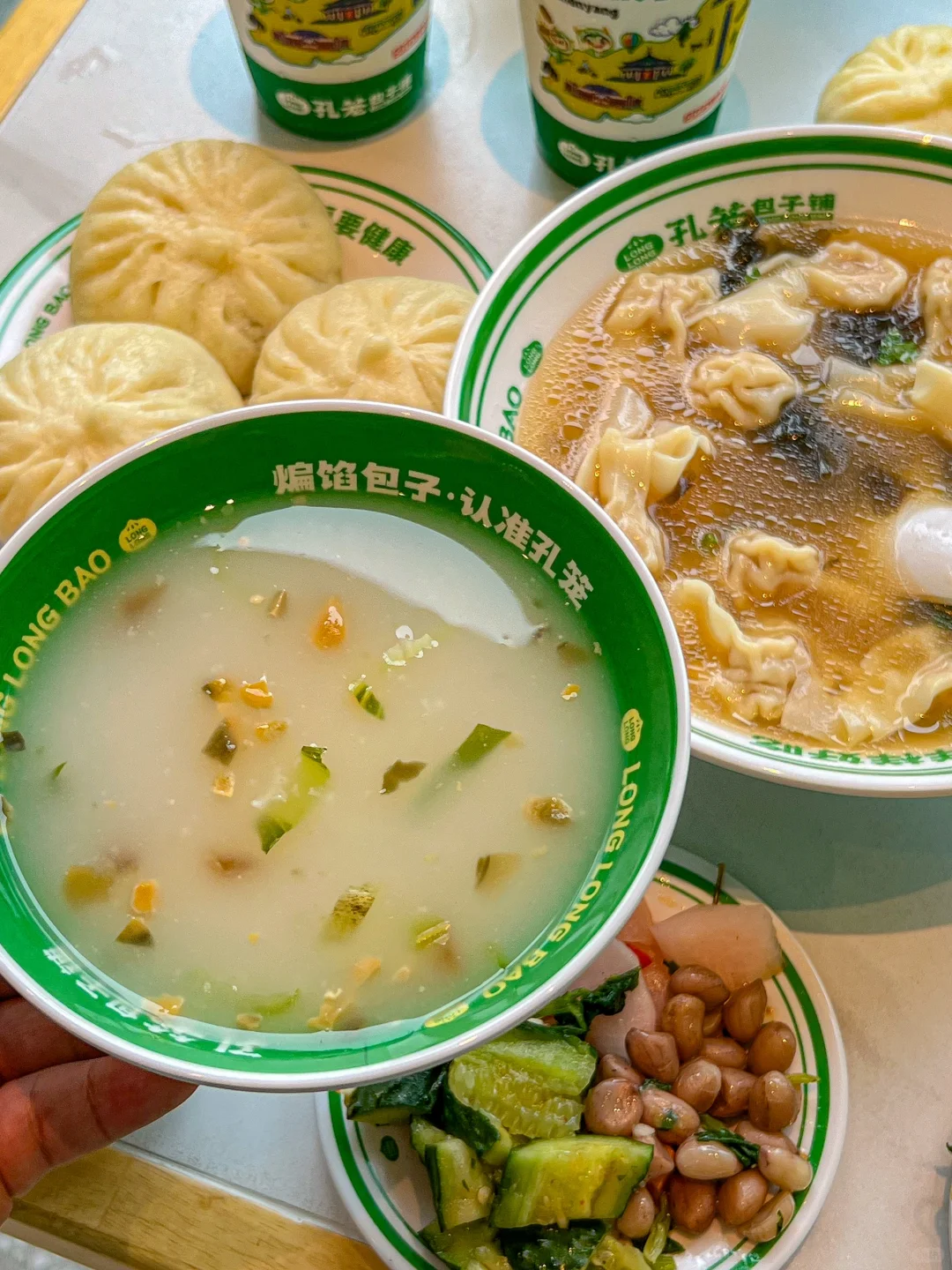 开车30公里来铁西！！只为这口煸馅包子！！！