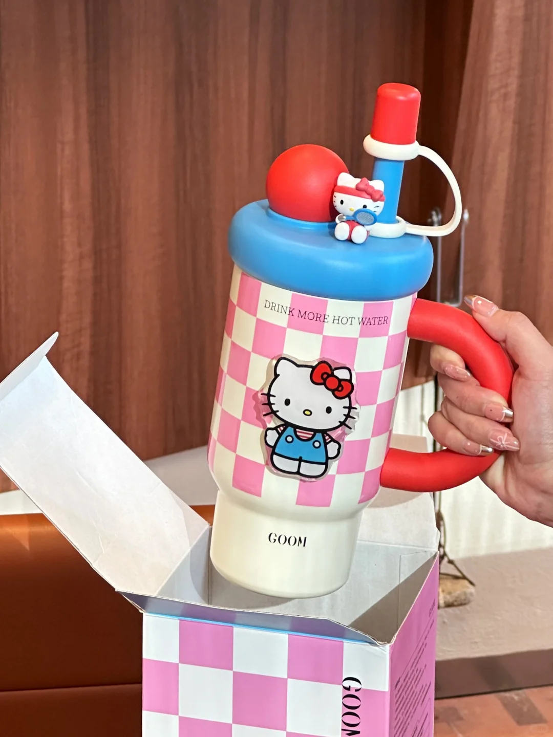 打开就不想送人了！！是kitty配色！