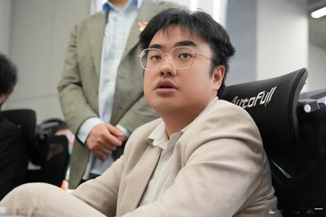 大伟：即使输了，只要我们能学到东西，那也是可以的ps：因为要学到东西，所以我们要