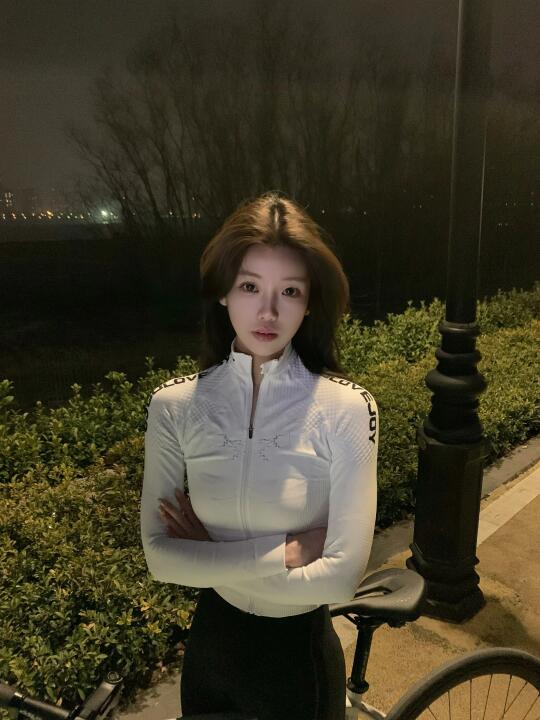 骑车咯
