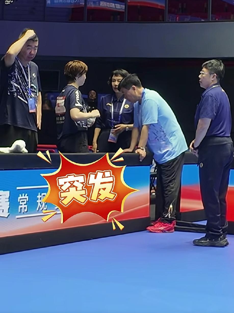 蒯曼输给陈熠，不是因为她们俩太熟悉了，也不是因为陈熠做的比较充分，而是蒯曼受伤了