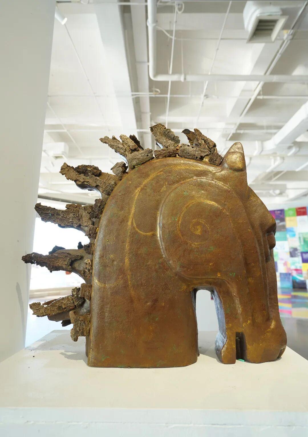 铮骨
青岛市雕塑馆「2026年“在水之湄·女艺术家邀请展”」之姚丽雅作品赏析
作