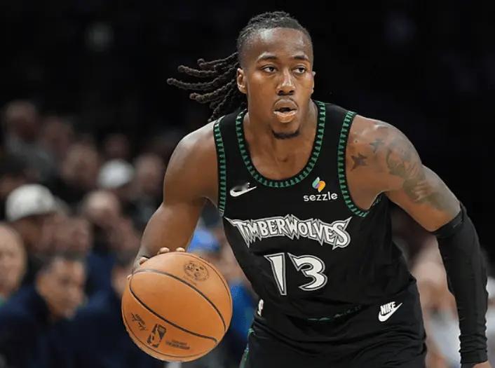 NBA季后赛，森林狼主场战胜掘金，系列赛大比分3-1领先掘金。NBA 本场比赛，