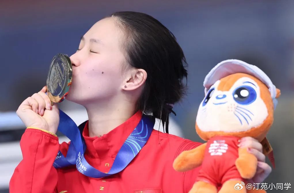 陈芋汐女子10米台夺冠 19岁的陈芋汐回忆起过往的世锦赛经历，从光州、福冈、多哈