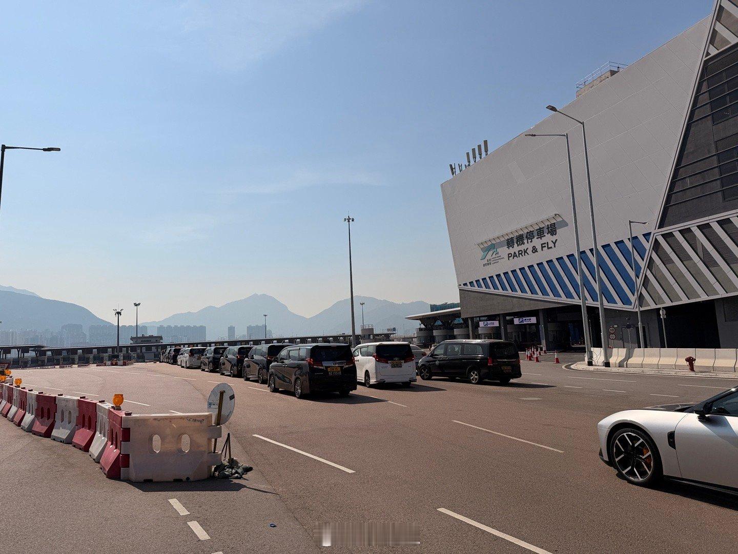 啥情况，那么壮观的吗 香港·港珠澳大桥香港口岸