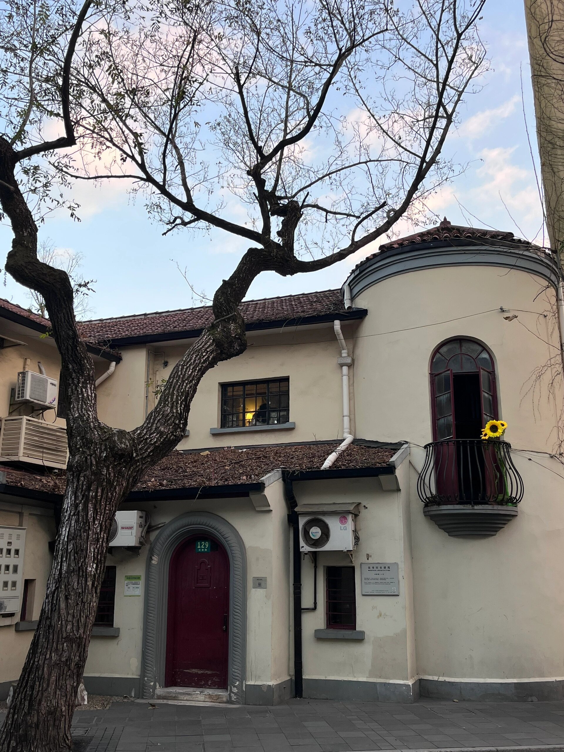 上海这些好看的房子都是谁在住啊不敢想住在这里面有多幸福[苦涩] ​​​