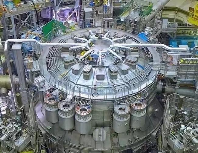 为什么全世界都在奇怪中国在拼命搞核聚变，马斯克甚至公开唱衰说核聚变“愚蠢至极”，