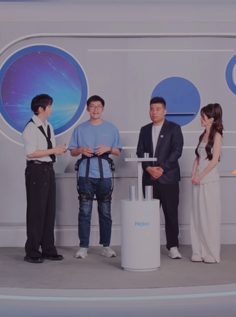 Tim说勇气比征服更重要比起登顶取胜，敢于迈步才最难得。外骨骼这份黑科技藏着满满