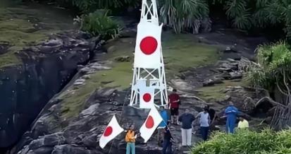 为什么咱们不趁着中日冲突这段时间，把钓鱼岛上的灯塔拆了，如果咱们拆了，那美国大概