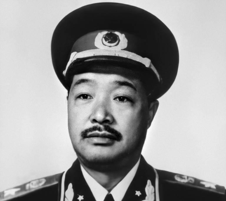 谷膏如不念旧恩反生仇，致贺家三十族人丧命，贺老总誓要为血海深仇讨还公道
1916