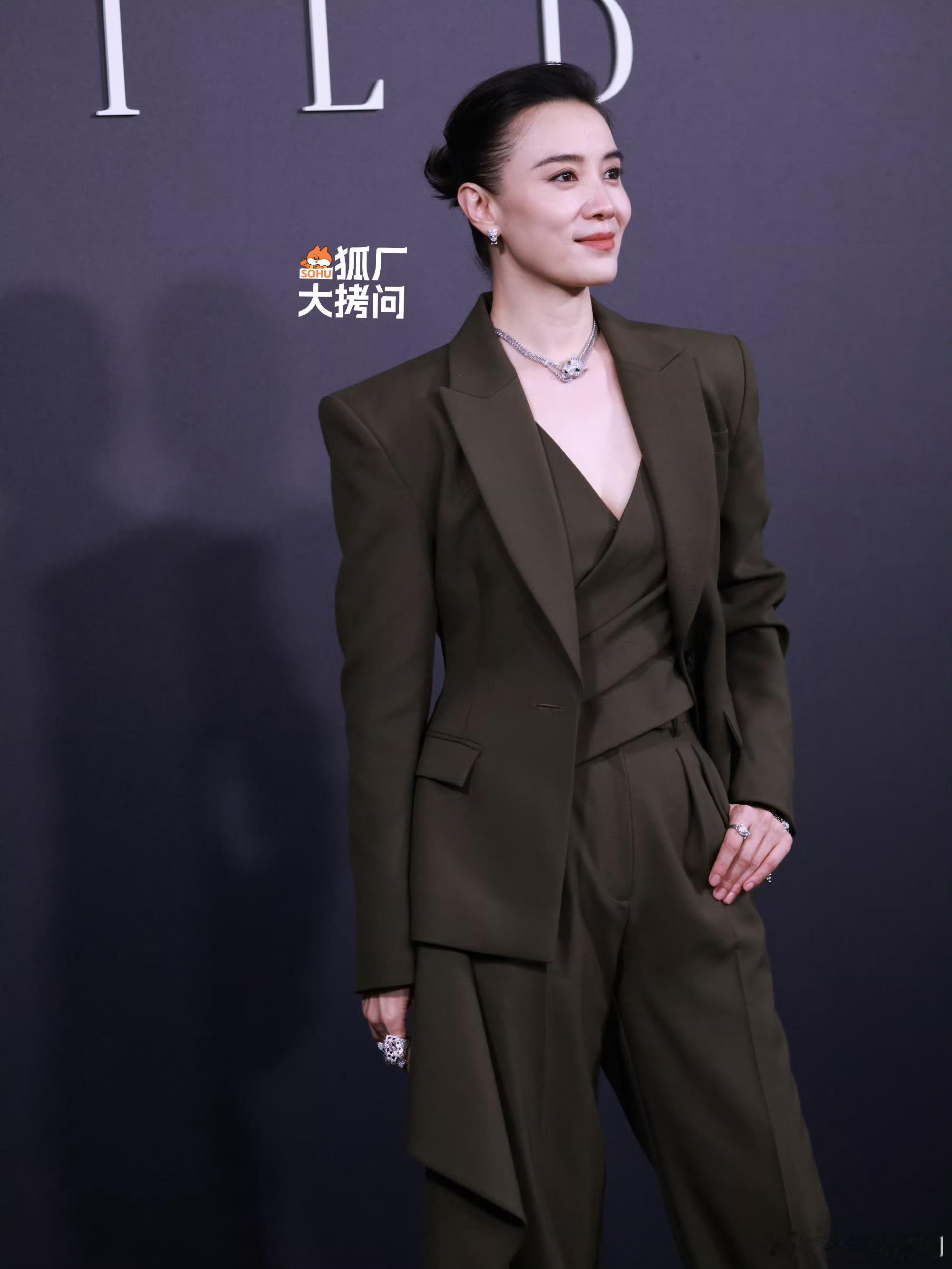 今日参加同场线下活动的明星生图合集，舒淇、宋佳、李现、苏翊鸣、张婧仪、王天辰、陈
