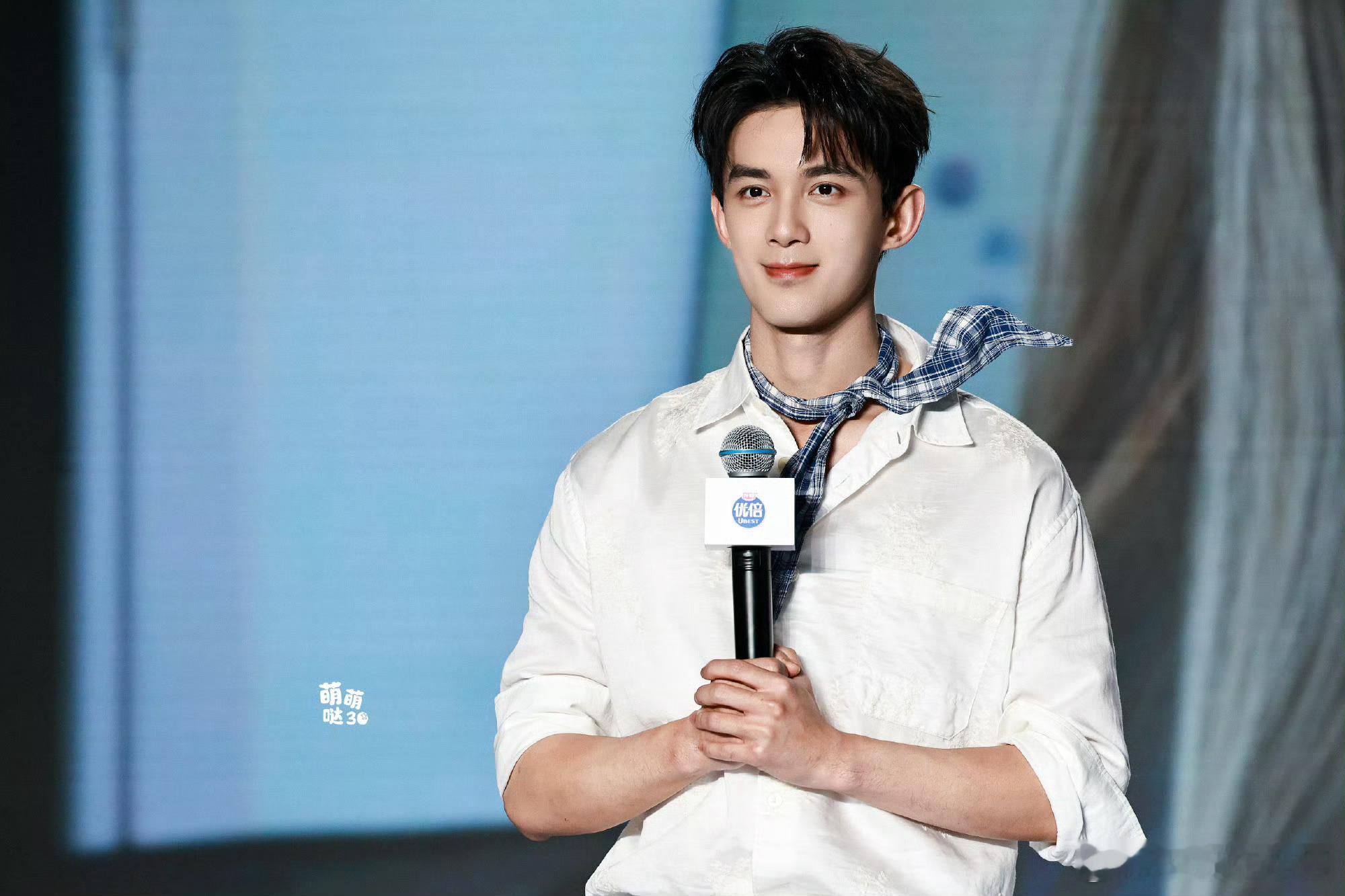 吴磊 就是纯甜的小王子啊！！青春和明媚具象化了