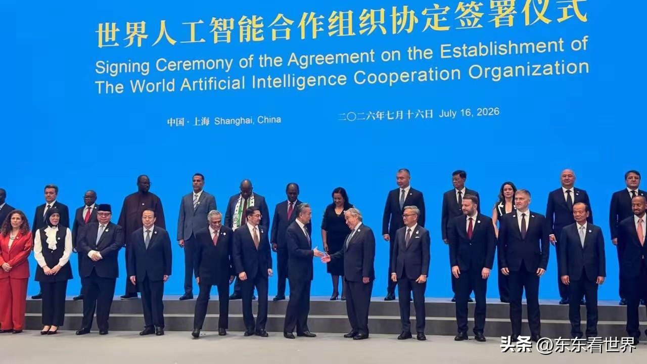 很多人根本没看懂中国的人工智能布局。

当有些人把眼睛盯着签署人工智能峰会协定国