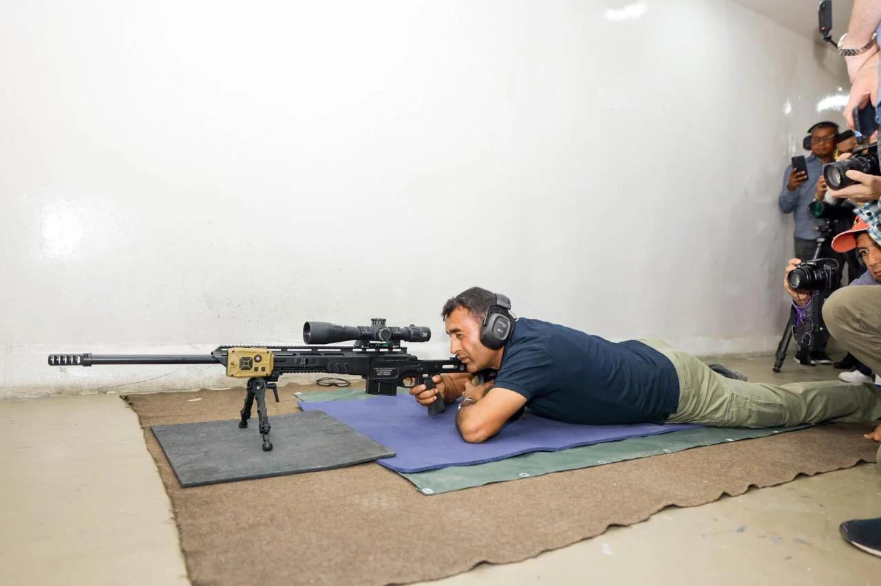 测试印度3s公司军刀狙击步枪