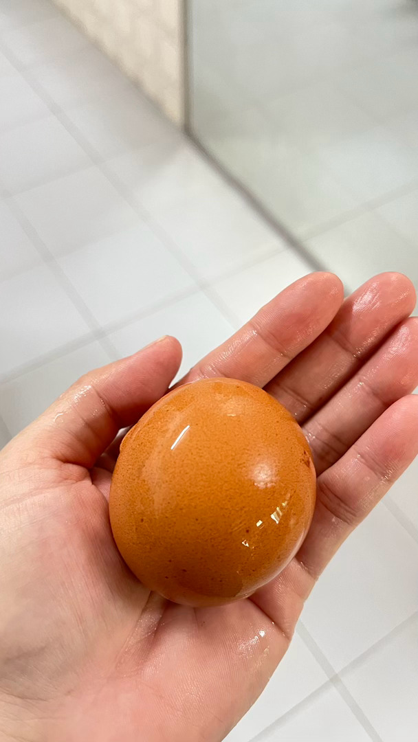 我第一次看到这么圆的鸡蛋🥚。 