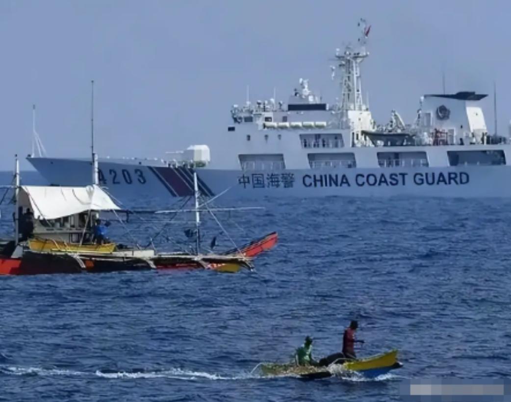 比任何一艘航母更危险的，是全世界悄悄达成了一个共识：中国不会打仗。当所有国家 —