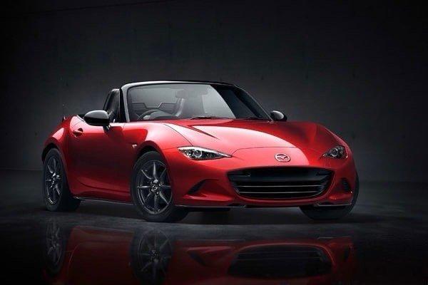 ND这一代马自达MX-5 到现在刚好10年 全球卖了35万台。今天还有哪一家可以
