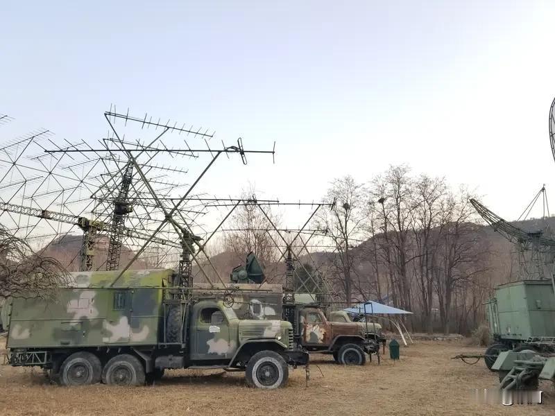 一个国家的强大，离不开国防、科技、民间创造和拼搏的力量。
古代，秦朝因粮草充足、