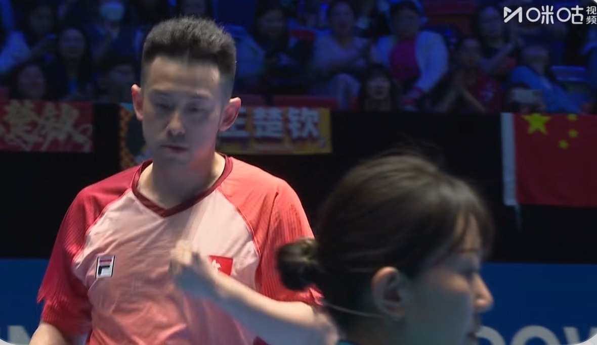 黄镇廷2-1廖振珽大圣这是要超神了呀6-10连得6分 对面还叫了暂停小组第一舍他