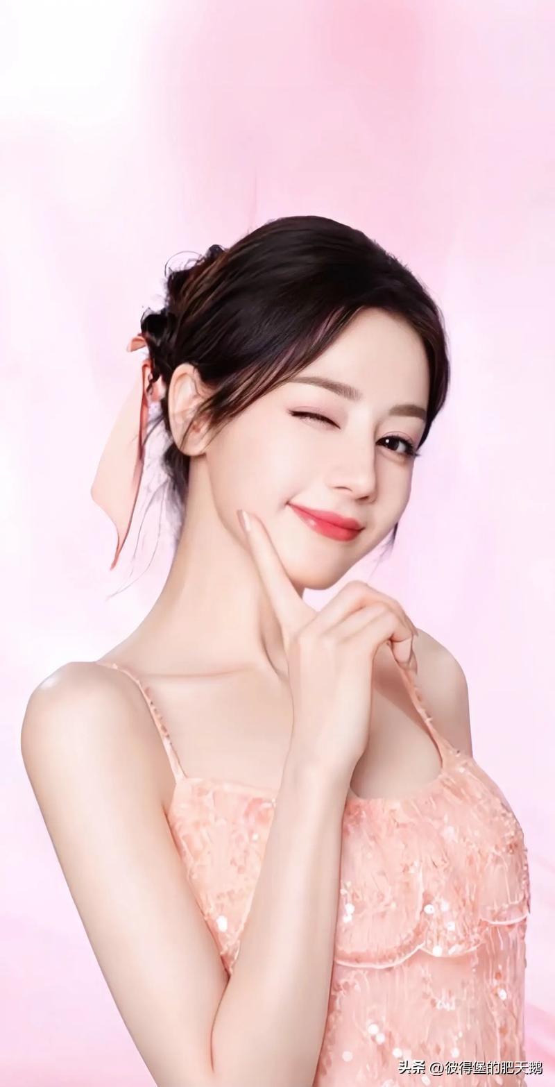 曝个最新的大瓜！迪丽热巴团队出现重大失误!!

本来热巴要在3月3日出席巴黎秋冬