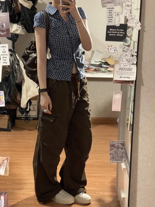 格子衬衣