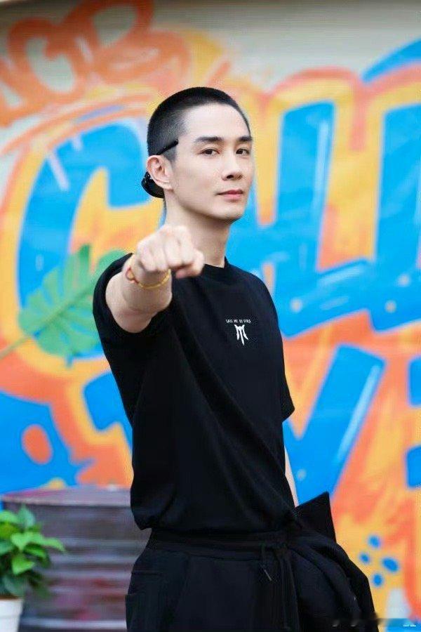 披荆斩棘行男披超联赛直播披荆斩棘直播  型男拳击go go go！！披荆斩棘行男