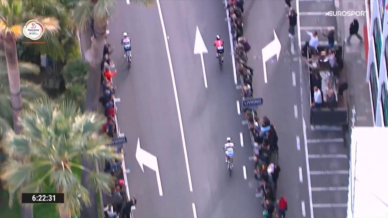 周六的米兰圣雷莫，几个高手到最后也保持清醒的头脑。范德普尔到左边，可以很方便观察