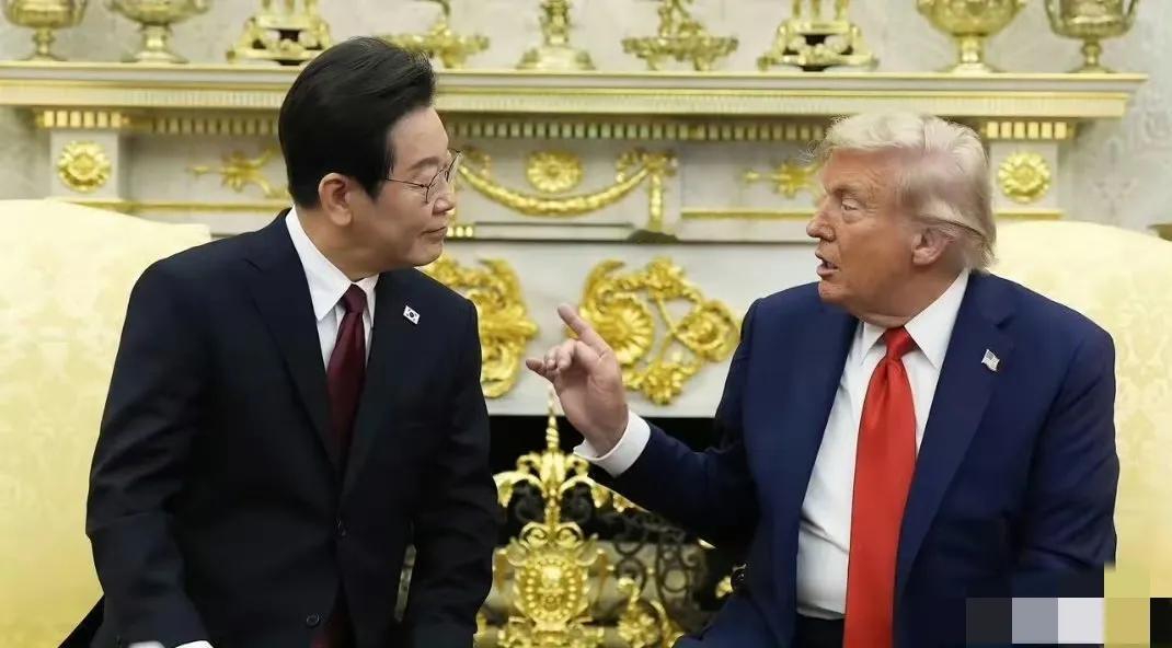 李在明想来中国捞好处，又想帮助美国遏制中国。

近日，李在明在华盛顿智库战略与国