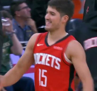 分享我这周有趣的事：
火箭客场7分战胜雄鹿，谢泼德三分球6中4，告诉我们四大事实