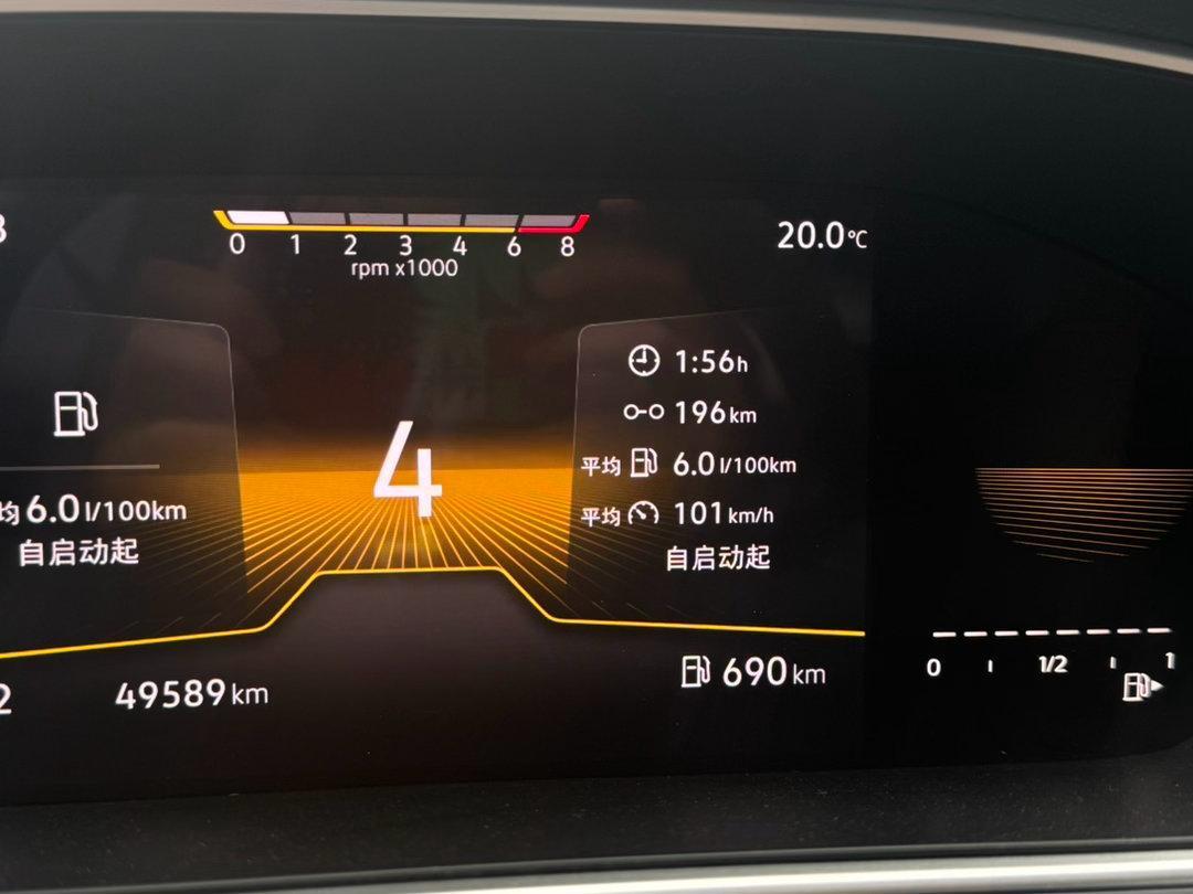 油加满之后表显能跑690km，跑完200km之后表显还能跑690km… 