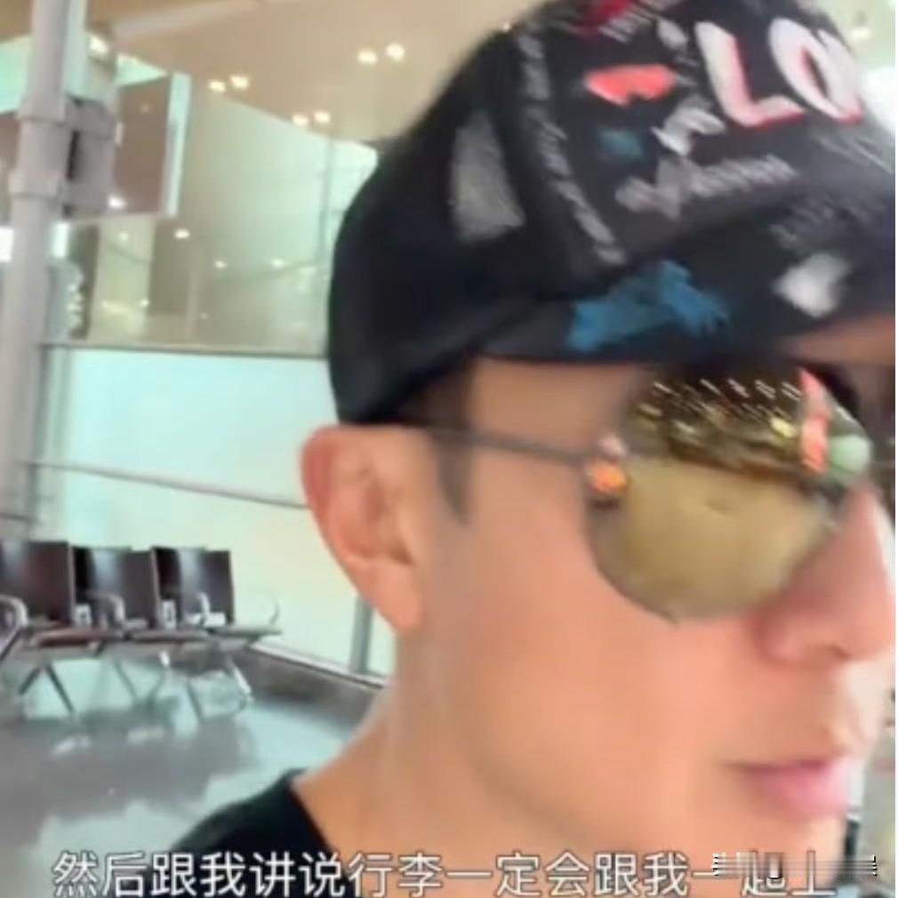 从墨尔本到巴黎，转机两次，问了两遍，得到的都是“放心，行李跟上”的承诺。结果人到