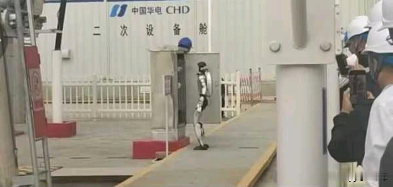 让机器人去干这些事确实也是一个好方法