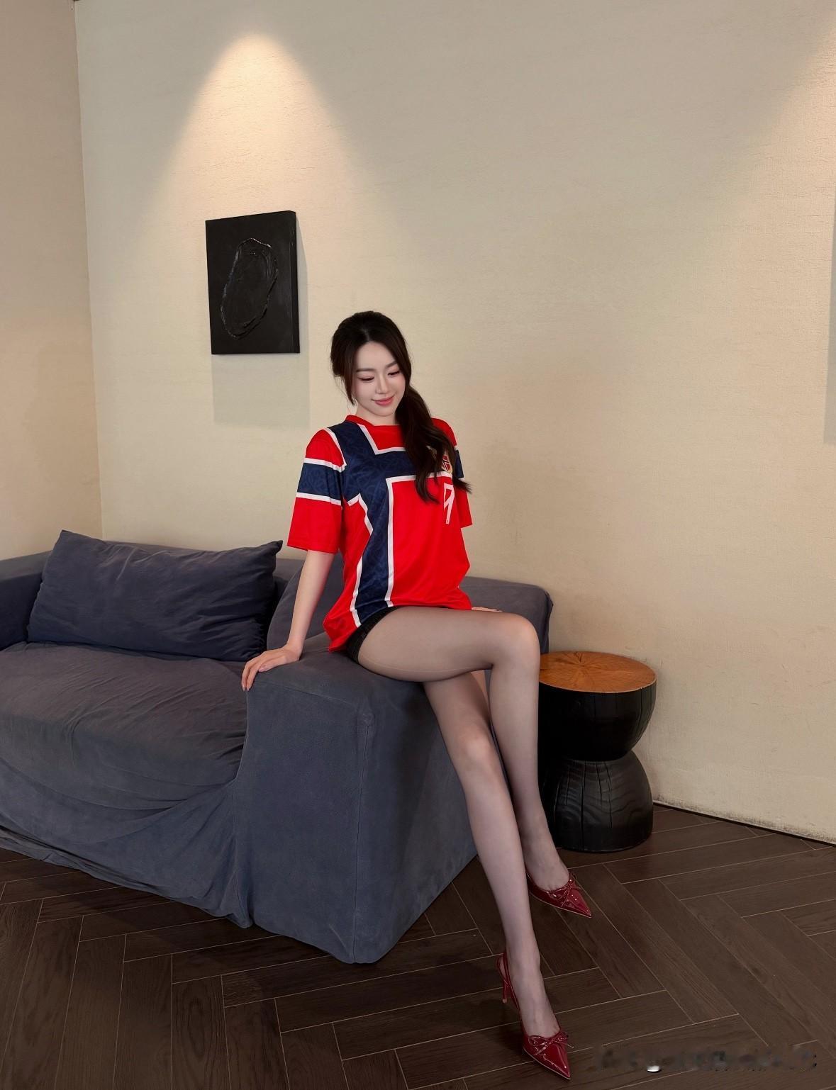Norway female fans