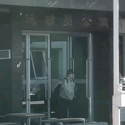 9月18日莎莎上哪儿去了？
再过不久，中国大满贯就开打了。国乒将士从澳门回来也没