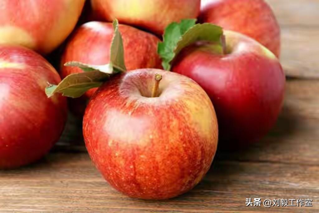 毒油风波还未平息，美国“毒苹果”又来了！

今年夏天，对于台湾民众的食品安全来说